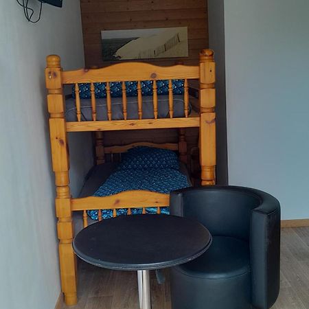Le Domaine Bed & Breakfast Moustey ภายนอก รูปภาพ